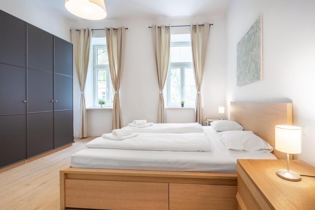 Cottageviertel - Stilvolles Apartment In Parknahe Wien Eksteriør bilde