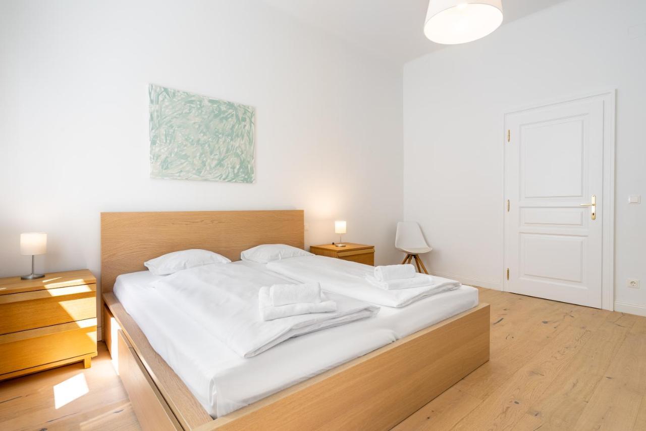 Cottageviertel - Stilvolles Apartment In Parknahe Wien Eksteriør bilde